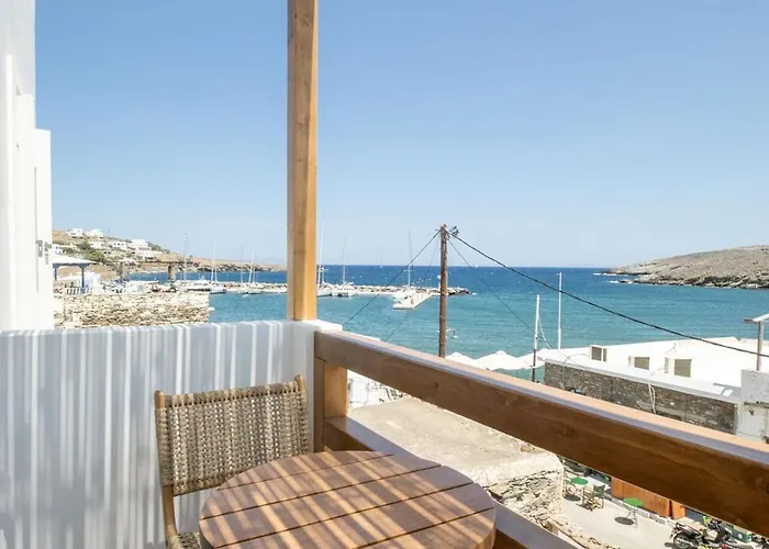 Hotel Blue - 4 Luxurious, Sea Front Kithnos