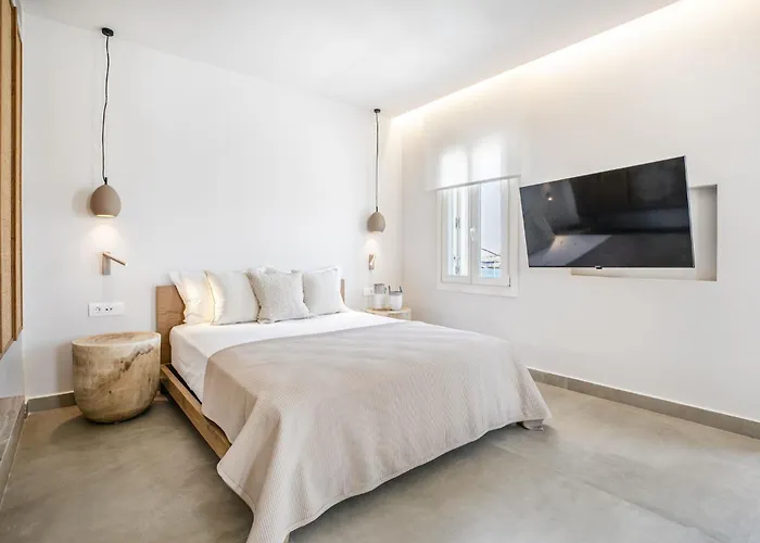 Blue - 4 Luxurious, Sea Front * Kithnos