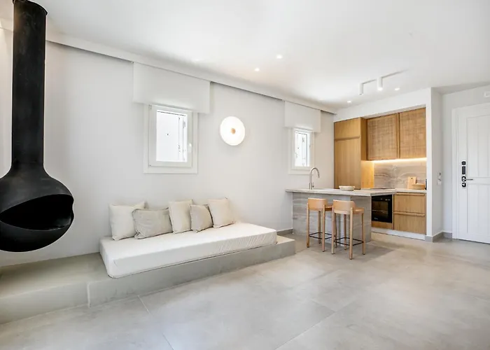 Hotel Blue - 4 Luxurious, Sea Front